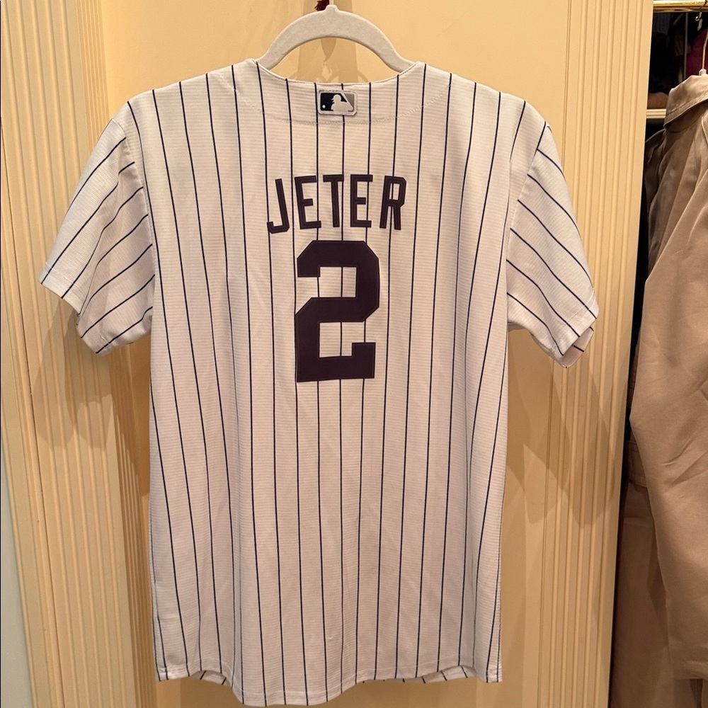 Nike Derek Jeter New York Yankees Pinstripe Jersey - Youth L (14/16)